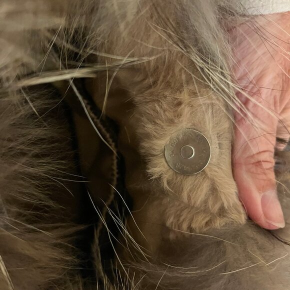 Vintage Real Fur Purse with Leather Straps - Picture 7 of 11